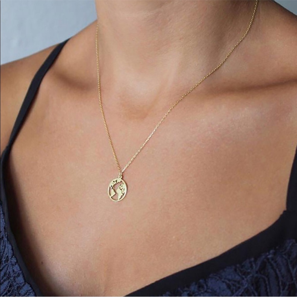 🌎 Gold Globe Necklace 🌍